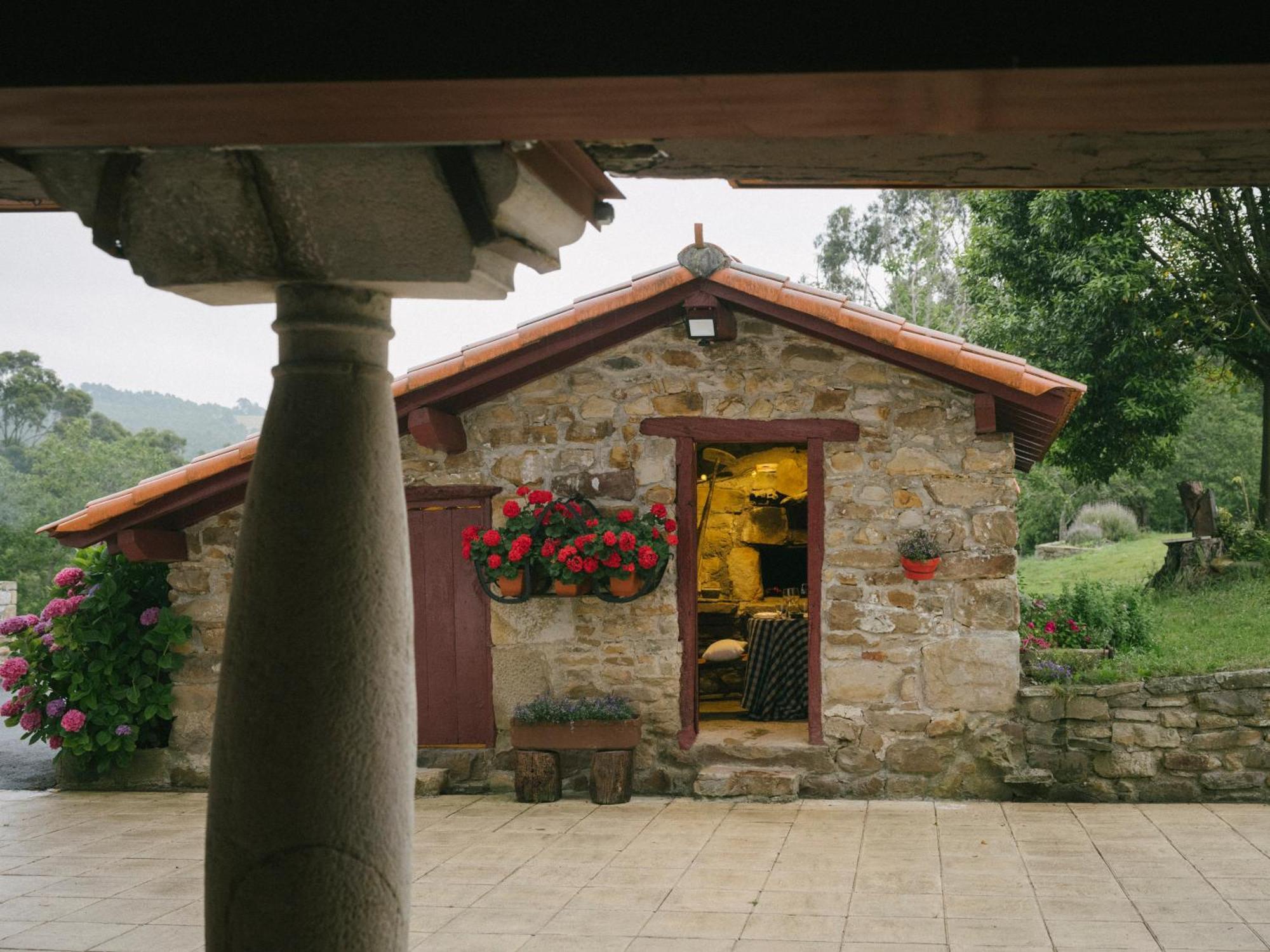 Hotel Nafarrola - Gastronomy & Wine (Adults Only) Bermeo Eksteriør bilde